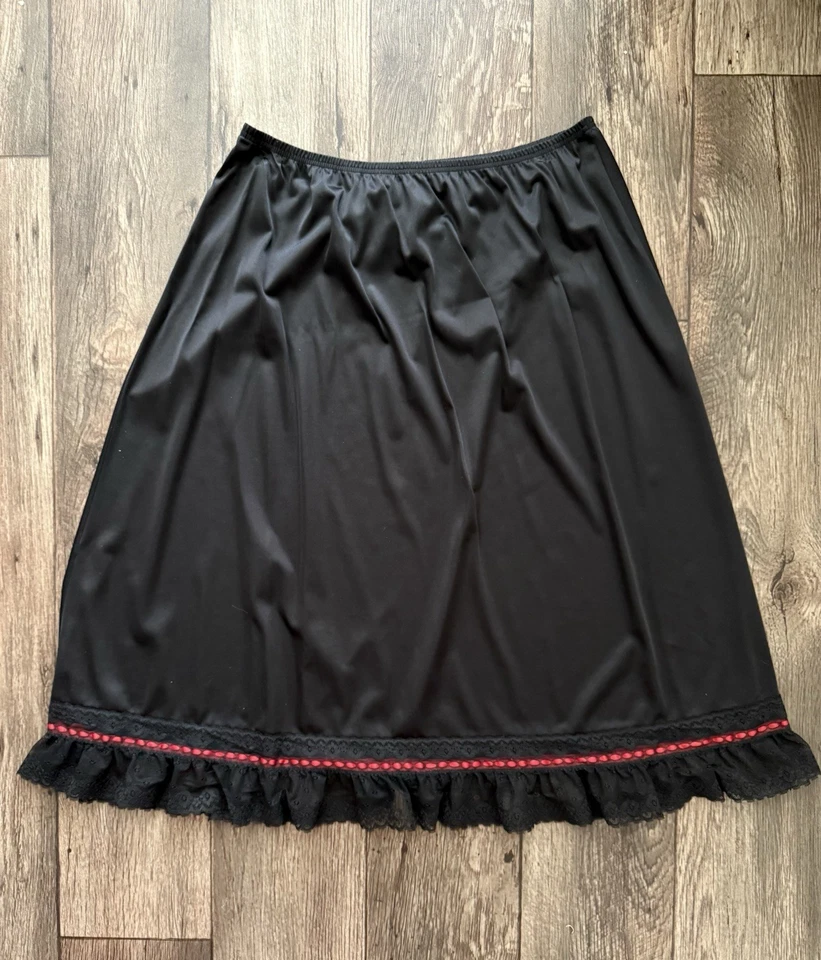 Vintage JC Penney Gorgeous Black Satin Half Slip Lace Trim Red Ribbon Detail L - Image 2 of 4