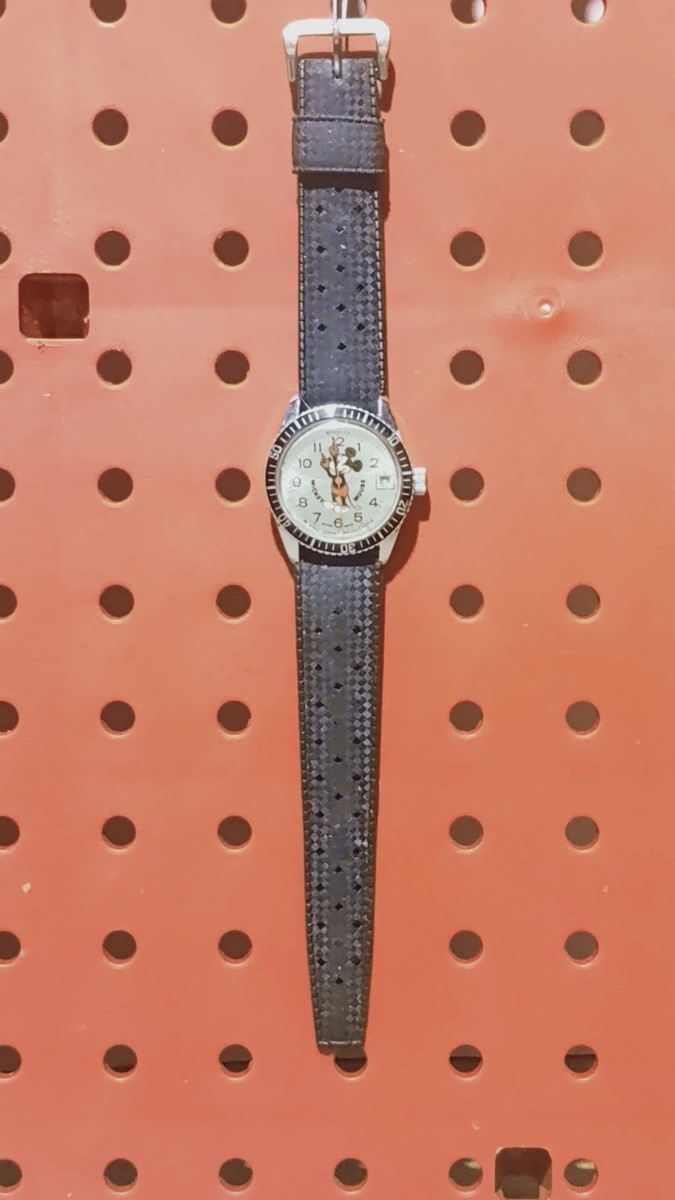 Vintage Bradley Time Mickey Mouse Mechanical Dive Style Watch