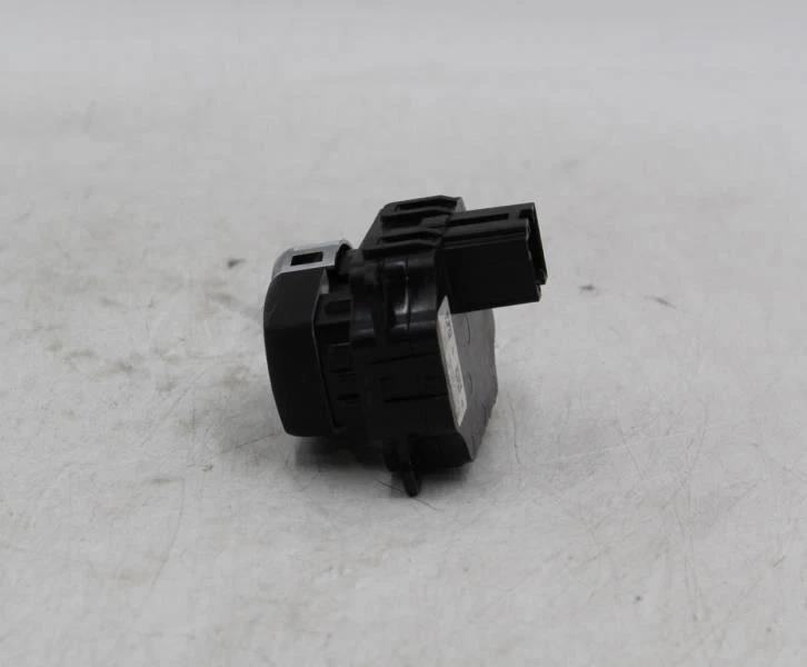 Interruptor de encendido BMW 535I 2011-2017 OEM #12352 Foto 2 de 4