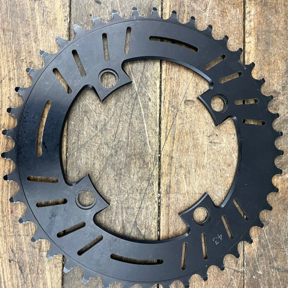 Plato a presión 43 dientes negro 104 BCD Old School BMX 43t rueda dentada de aleación Foto 2 de 4