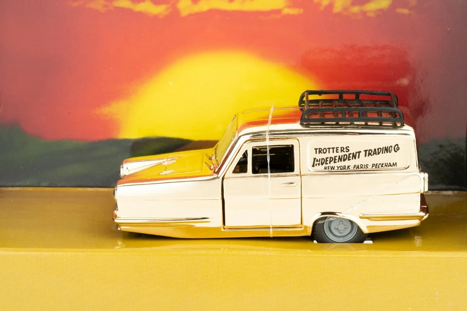 Only Fools and Horses Corgi Limited Edition Gold Millionaire Trotter Van Reliant - Image 2 of 4