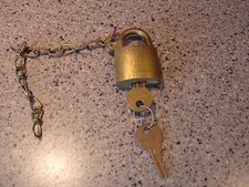 Vintage Solid Brass American Military Lock With 2 Keys & Chain Nice Padlock