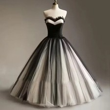 Black Gothic Wedding Dresses Strapless Corset Lace Appliques A Line Bridal Gowns