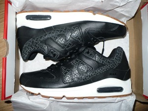air max command prm