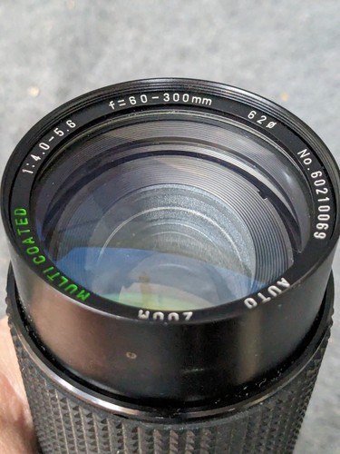 Sears Zoom Multi-Coated 60-300mm f:4.0-5.6 Manual Focus Lens 202.7368300 - Picture 6 of 20