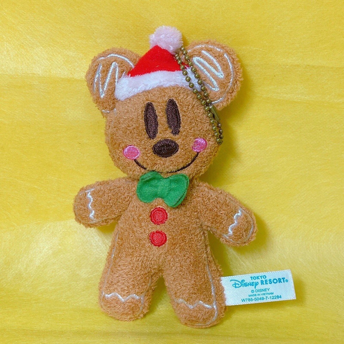 ミッキーMISHA ドレッドヘア ぬいぐるみキーチェーン Mickey Mouse 2012 Gingerbread Plush Doll Keychain Santa Hat Tokyo