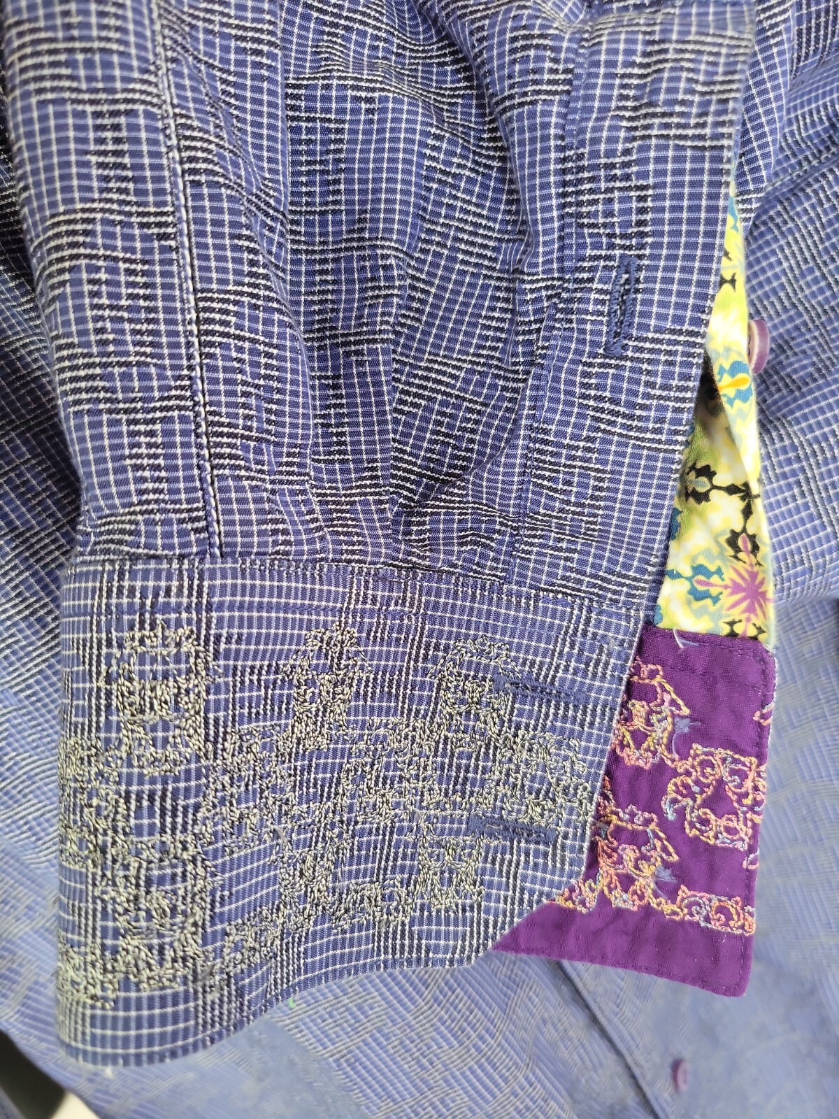 Robert Graham Blue Patterned Button Front Long Sl… - image 4