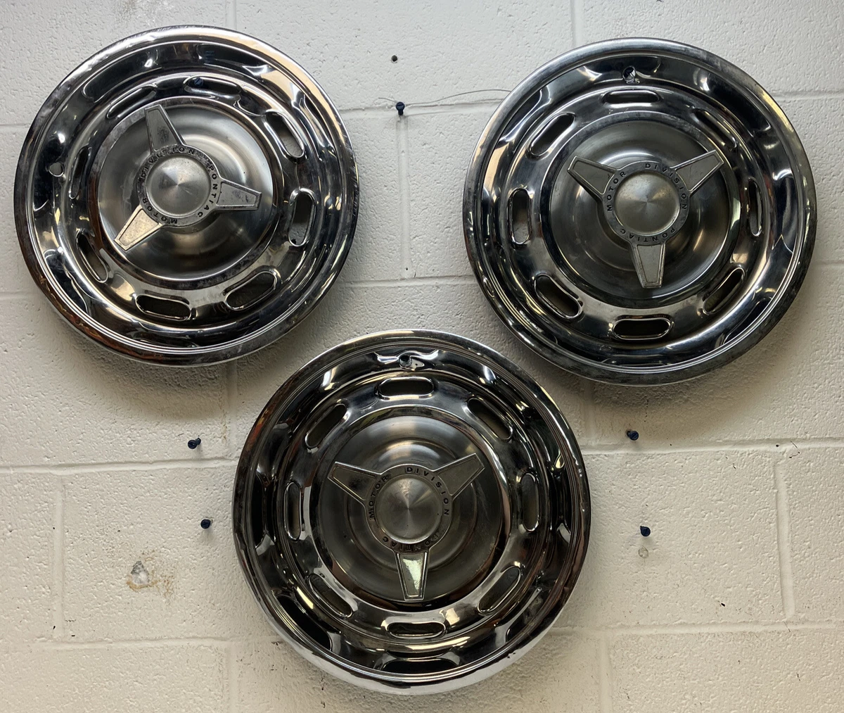 14 spinner hubcaps top
