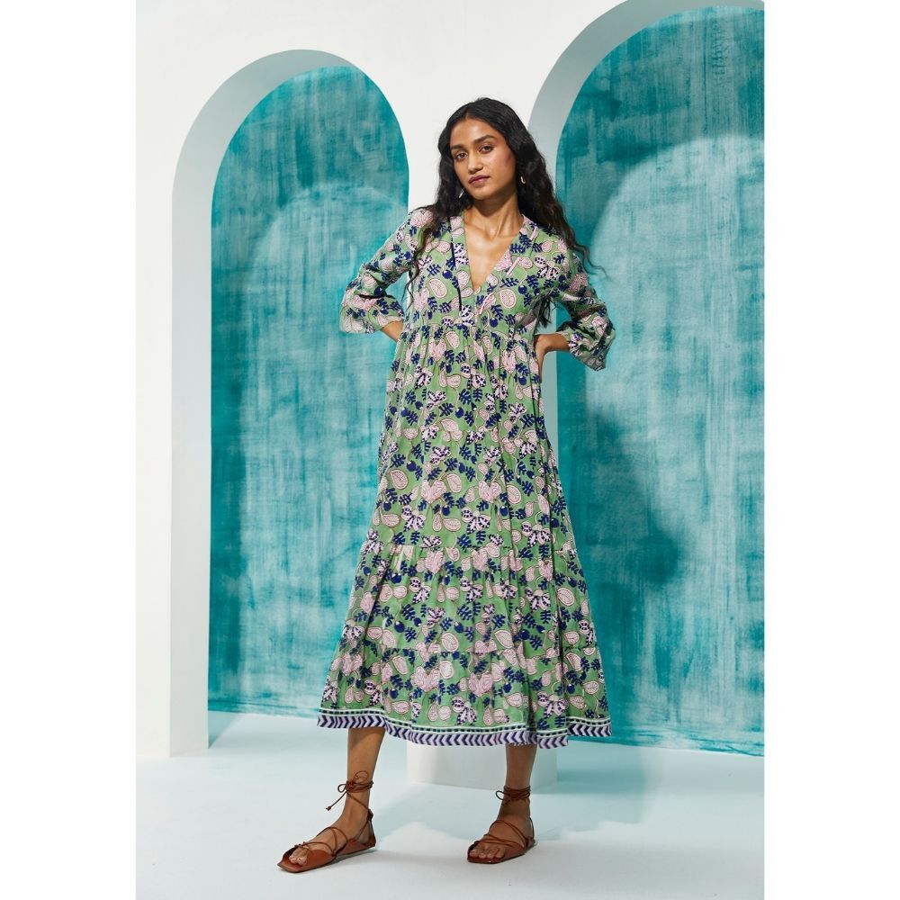 green emerald velvet dress Mint Green Yarn Dyed Cotton Ruffled Midi Tier Dress main image 1