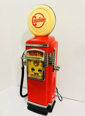 Vintage Marksman Novelty Red Gas Pump AM/FM Radio With Cassette