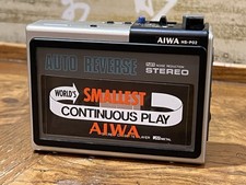 Vintage Aiwa HS-P02 Cassette Player Walkman MINT CONDITION PLEASE READ POWERS ON