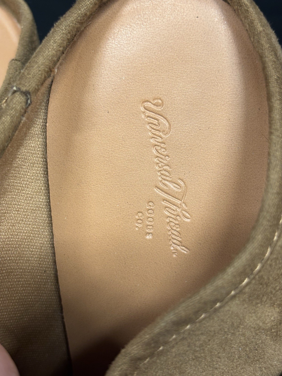 Universal Thread Shoe - image 6