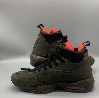 NIKE AIR MAX 95 SNEAKERBOOT DARK LODEN OLIVE GREEN 806809-300 RARE Size 9