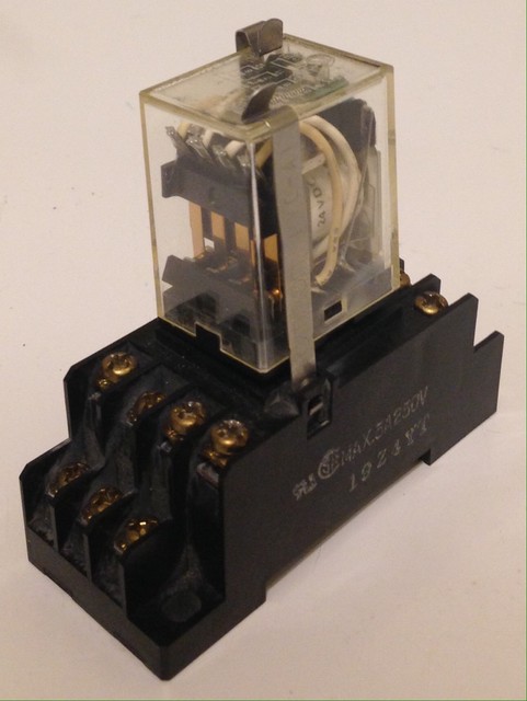 Реле omron my4n 24vdc