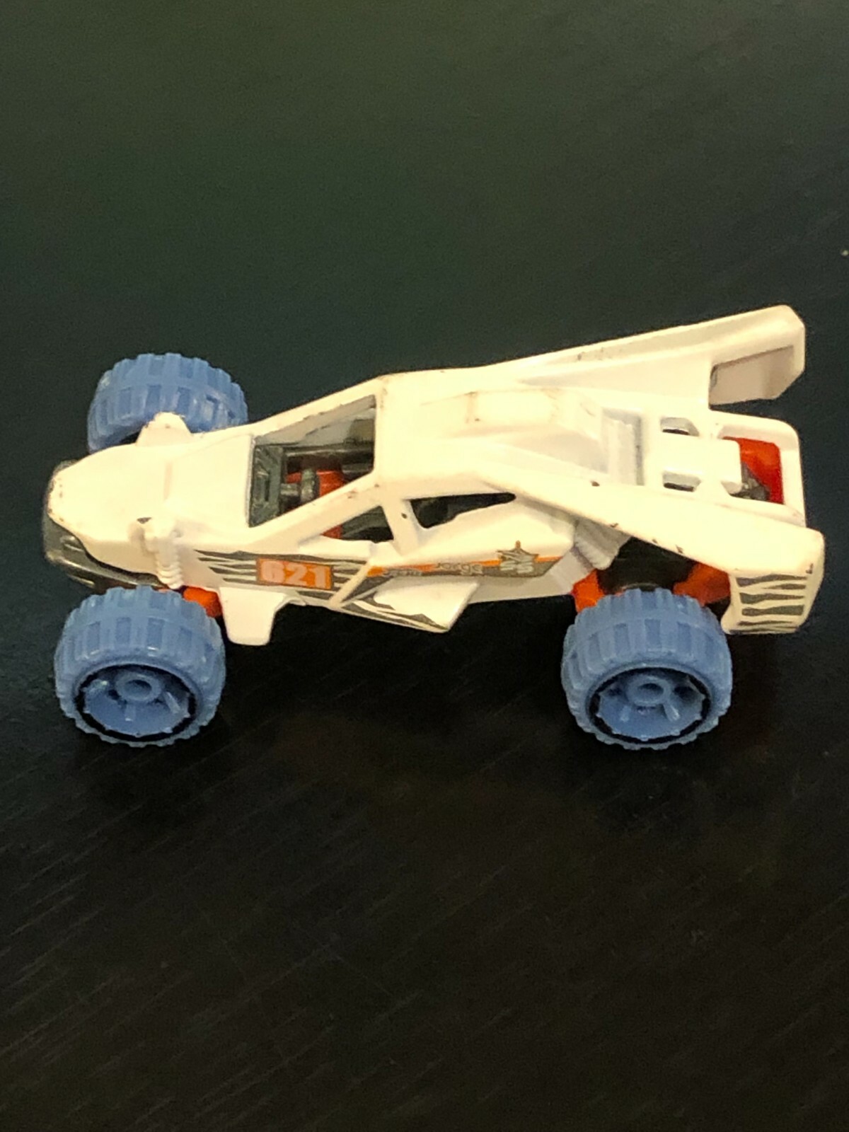 Picture 1 of 6