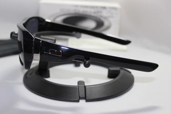 Nuevas gafas de sol Oakley Montefrio negras/grises 30-692 Foto 4 de 4