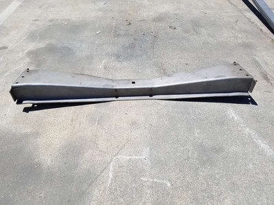 1932 FORD ORIGINAL STYLE REAR CROSSMEMBER - LOWERS YOUR CAR 3