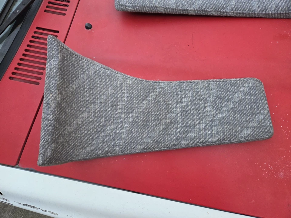 Mazda B2000 B2200 B2600I 1986-93 cabina extra plus insertos interiores grises OEM Foto 2 de 4