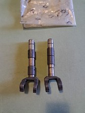 RENAULT 1000KG 1400KG PRAIRIE axes +bagues  Pour Essieux Avant 