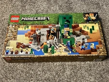 LEGO Minecraft: The Creeper Mine (21155) 834 pcs, used, good condition