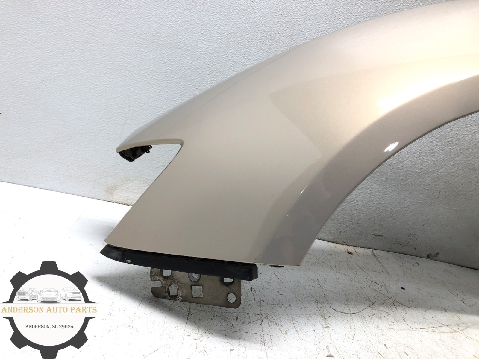 2014-2019 MASERATI GHIBLI LEFT DRIVER FRONT FENDER OEM