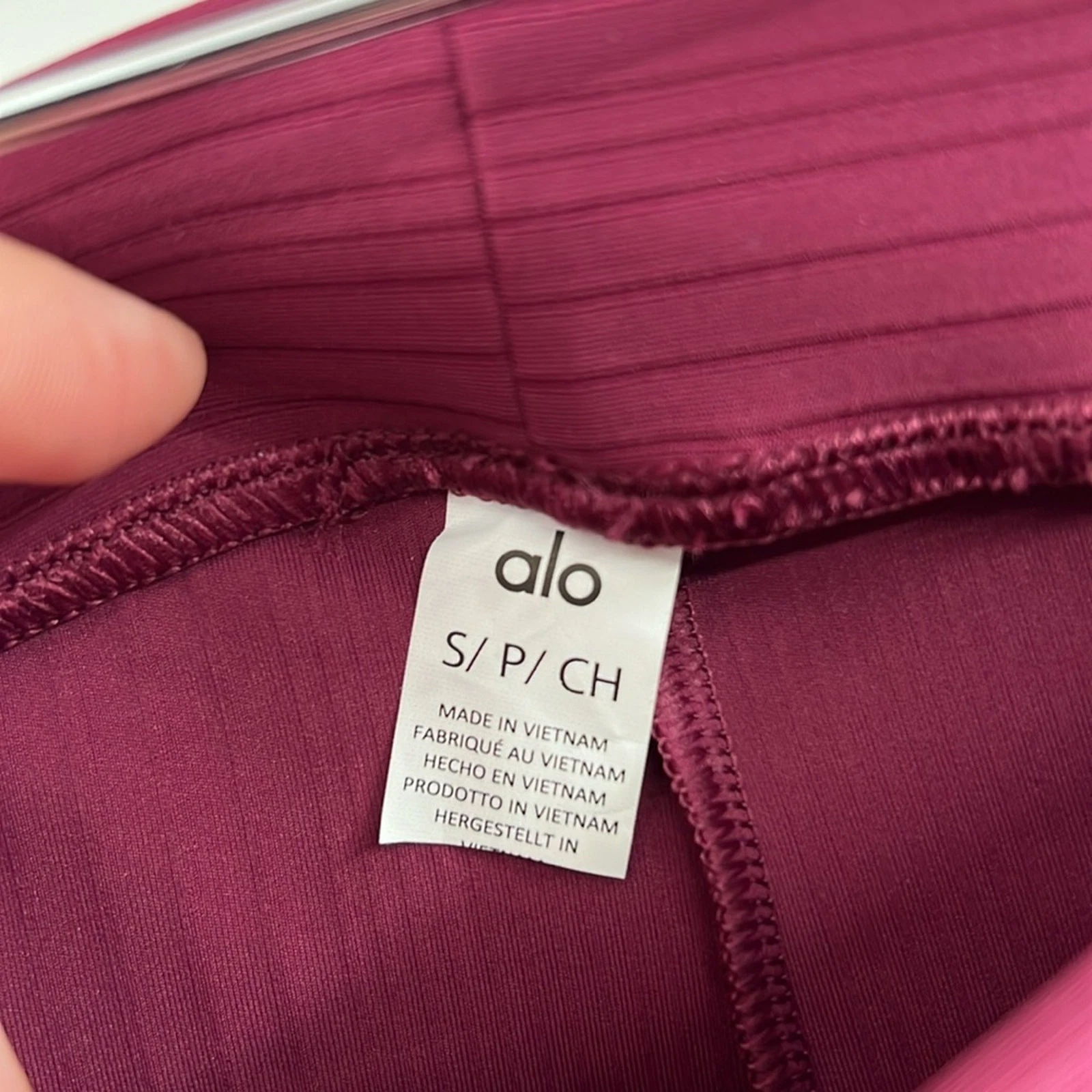 alo-yoga ribbed leggings