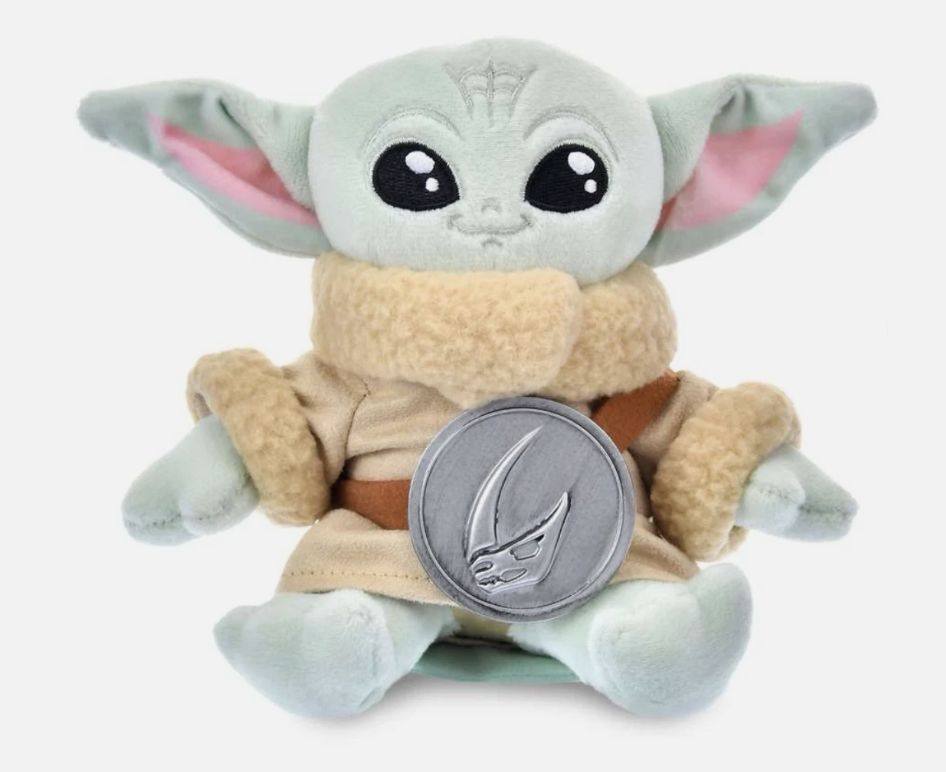 Disney Parks 2026 Star Wars Mandalorian Grogu Magnetic Shoulder