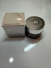 IT COSMETICS  BYE BYE REDNESS NEUTRALIZING CORRECTING CREAM  - Porcelain Beige