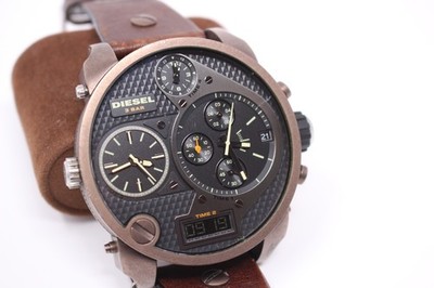 Diesel DZ-7246 ONLY THE BRAVE 3 Bar Chronograph Men's Watch New Battery Leather