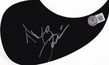 TIM MCGRAW and FAITH HILL dual signed Acoustic pick guard BECKETT BAS AD43111
