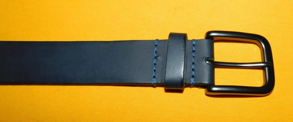 CINTURÓN HOMBRE TIMBERLAND HECHO EN EE. UU. GRIS CUERO GENUINO TALLA 38/95 cm.. Foto 2 de 4