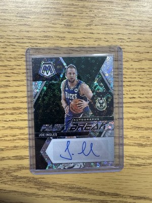 Joe Ingles 2022-23 Panini Mosaic Fast Break Autographs Prizm FB-JOE Bucks