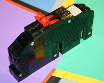 ZINSCO R38AL20 SYLVANIA CHALLENGER 20 AMP 2 POLI R-38 - Foto 12