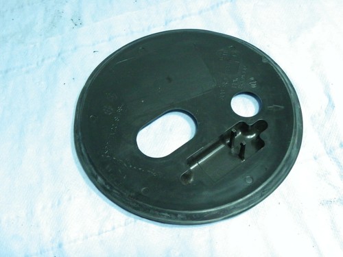 Original VW Passat 3C Abdeckung 3C0971839 Kraftstoffpumpe VS10526