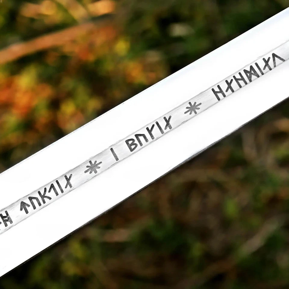 Hand Forged Damascus Steel Viking Sword Sharp Battle Ready Medieval Sword Gift - Image 2 of 4