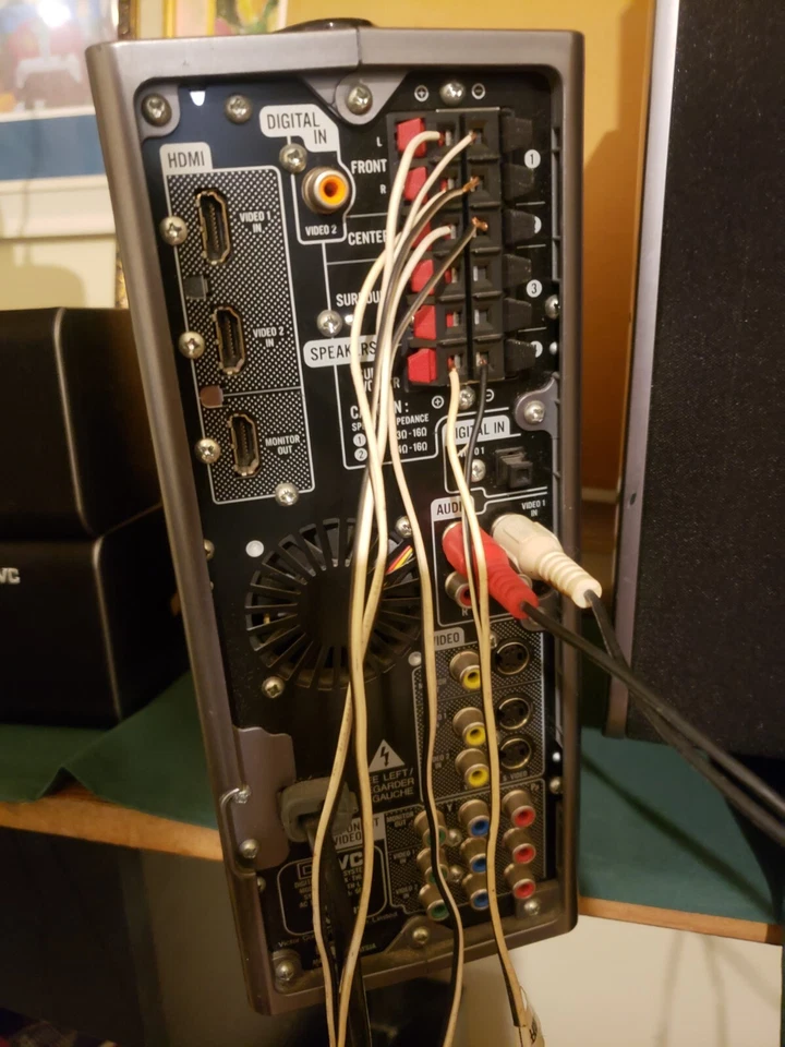 JVC Digital Media System  3 JVC speaker 1 subwoofer - Image 4 of 4