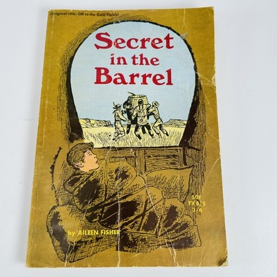 Secret in the Barrel by Aileen Fisher 1965 Scholastic Paperback Vintage Gold
