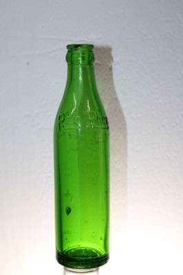 ATLANTA GA GREEN RED ROCK SODA BOTTLE SCARCE
