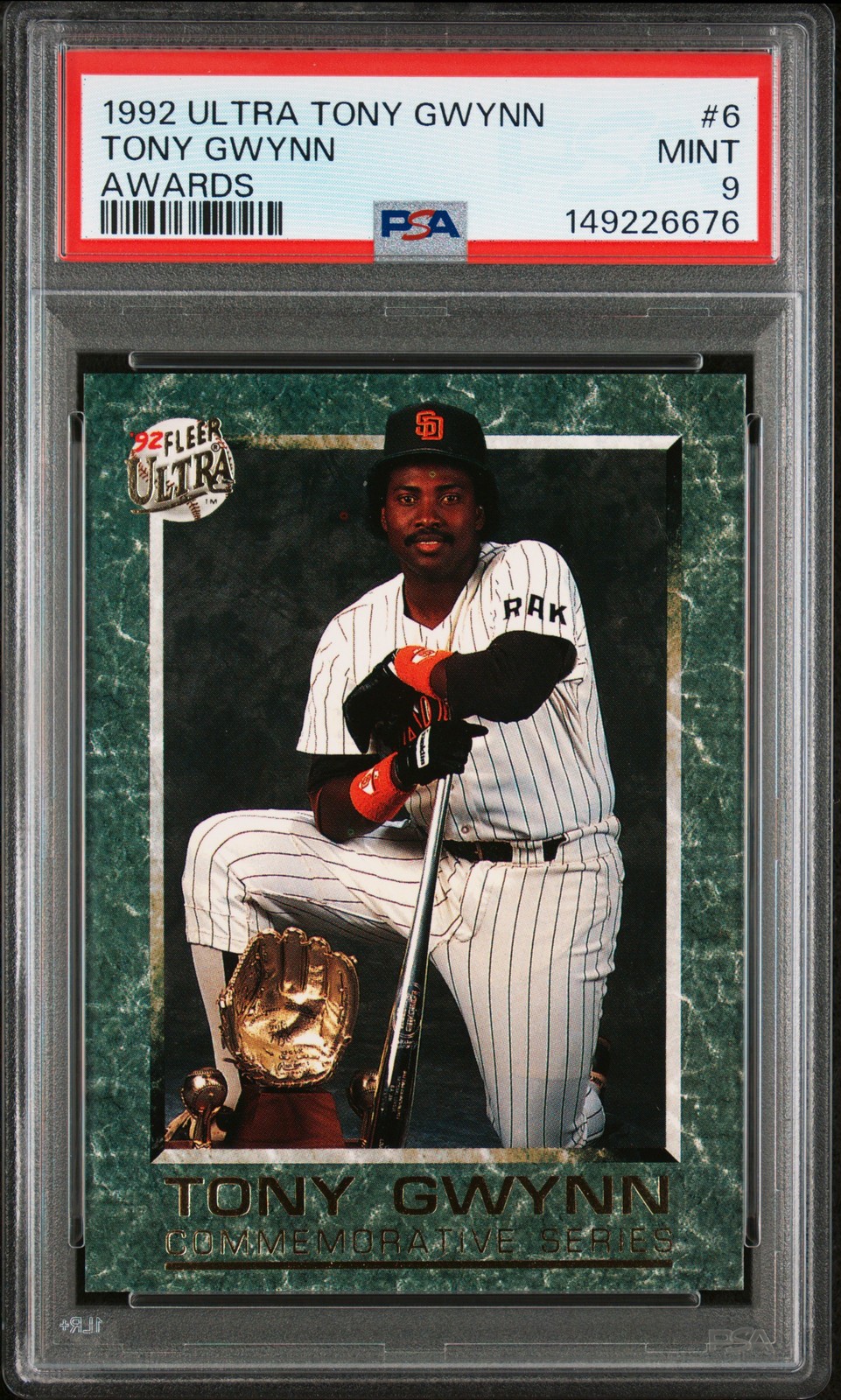 1992 ULTRA TONY GWYNN AWARDS #6 TONY GWYNN PSA 9
