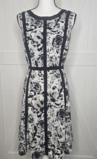 ​Talbots Black & White  Line FLORAL dress Sleeveless Size 8. C2