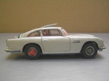 Corgi Toys 270 James Bond 007 Aston Martin with Tire Slashers