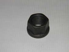 Radmutter M18x1,5 SW24 Flachbund passend für LKW Traktor Anhänger Febi 03966