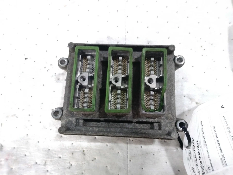 2003 Chevrolet Trailblazer EXT Engine Control Module ECM OEM 12573576 Gold Foto 2 de 4