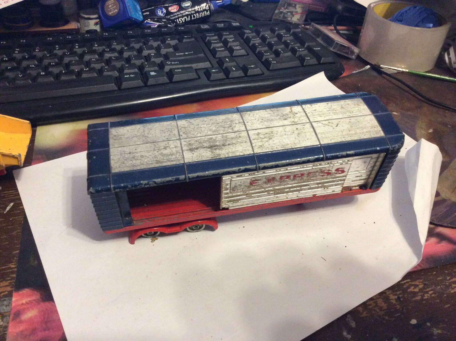 Picture 1 of 3