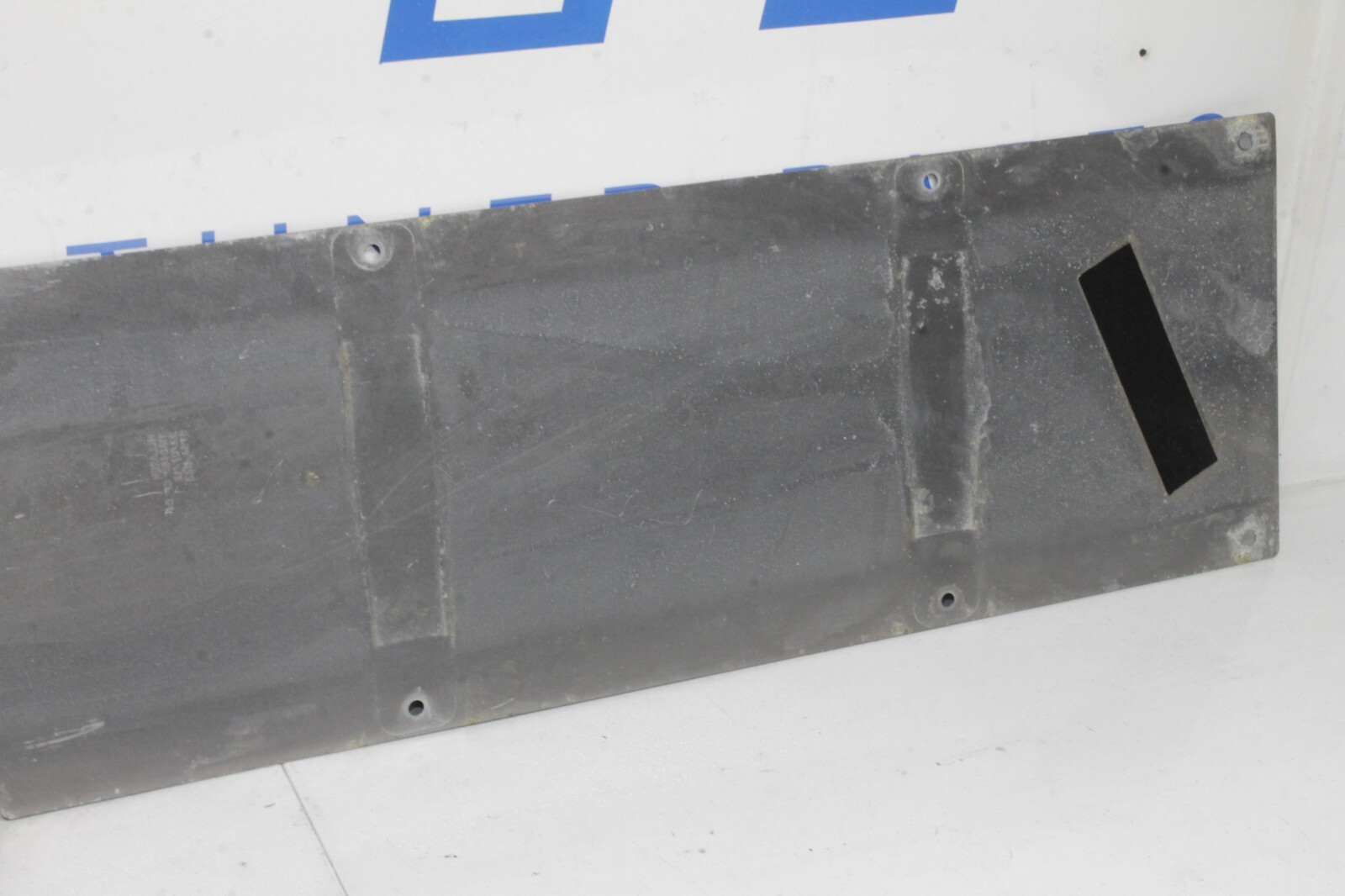 12-14 MCLAREN MP4-12C MP4 12C 570 650 OEM CENTER UNDER BODY LOWER SKID 11A0489CP