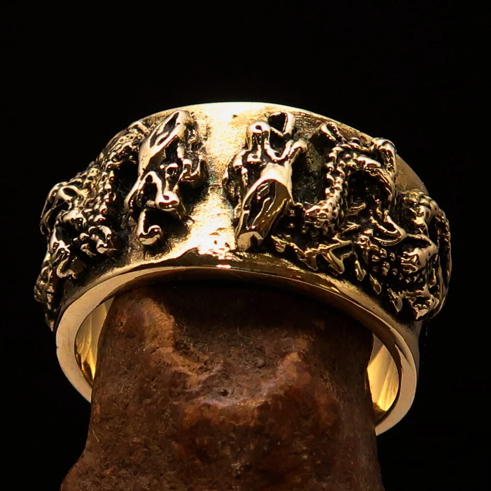 STUNNING MENS DRAGON SLAYER KNIGHT RING TWO RAISED DRAGONS SOLID BRASS SIZE 12.5 - Image 2 of 4
