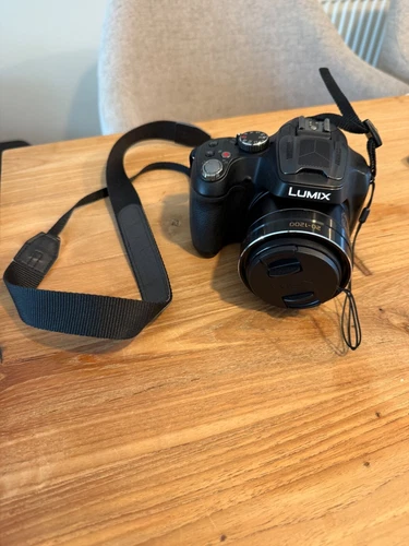 Panasonic Lumix DMC-FZ72 16MP, 60x opt. Zoom, 3"Display  Bridgekamera 