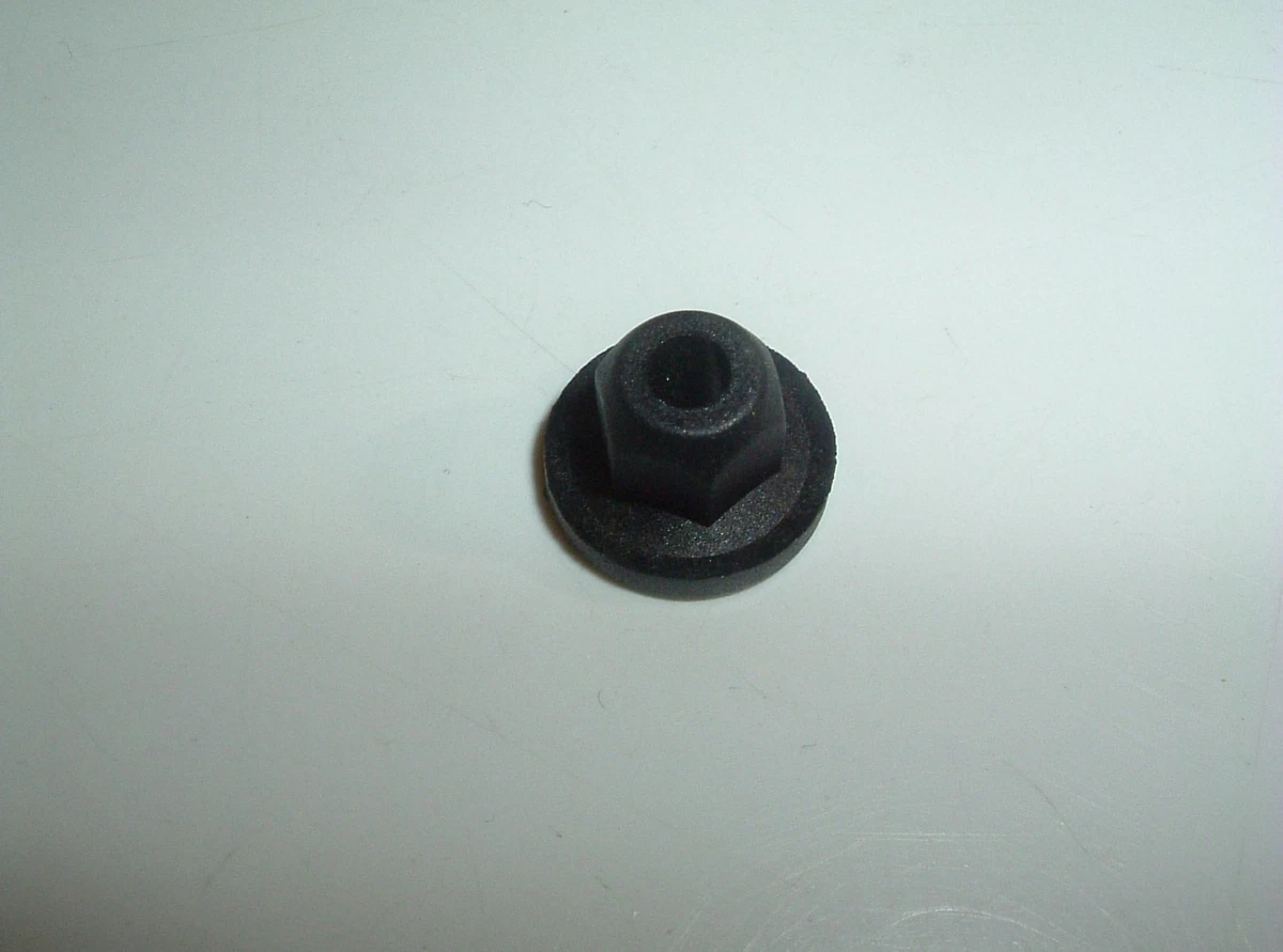 Mercedes 7mm Hex-Head Flansch Plastik Selbstschneidende Nut 