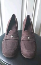 AK Anne Klein flex Women  s Size 9 M Brawn Patent Textile Block Heel Shoes