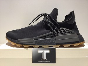 adidas human race schwarz